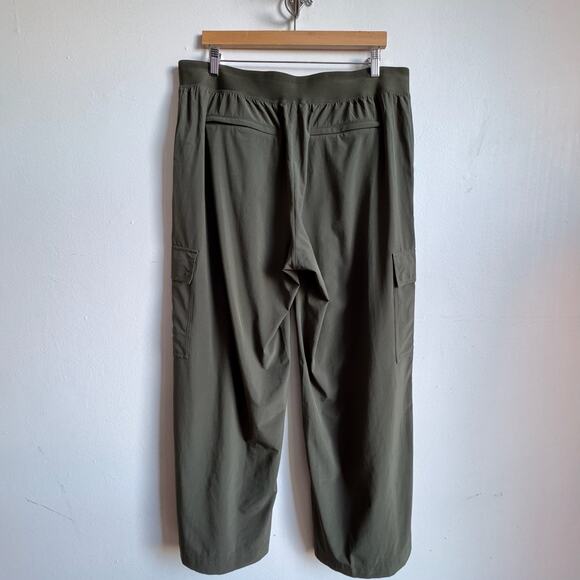 ATHLETA Brooklyn Heights Aspen Green Cargo Pants - Picture 3 of 8